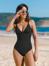 V-Neck Cutout Swimsuit - Sculpté