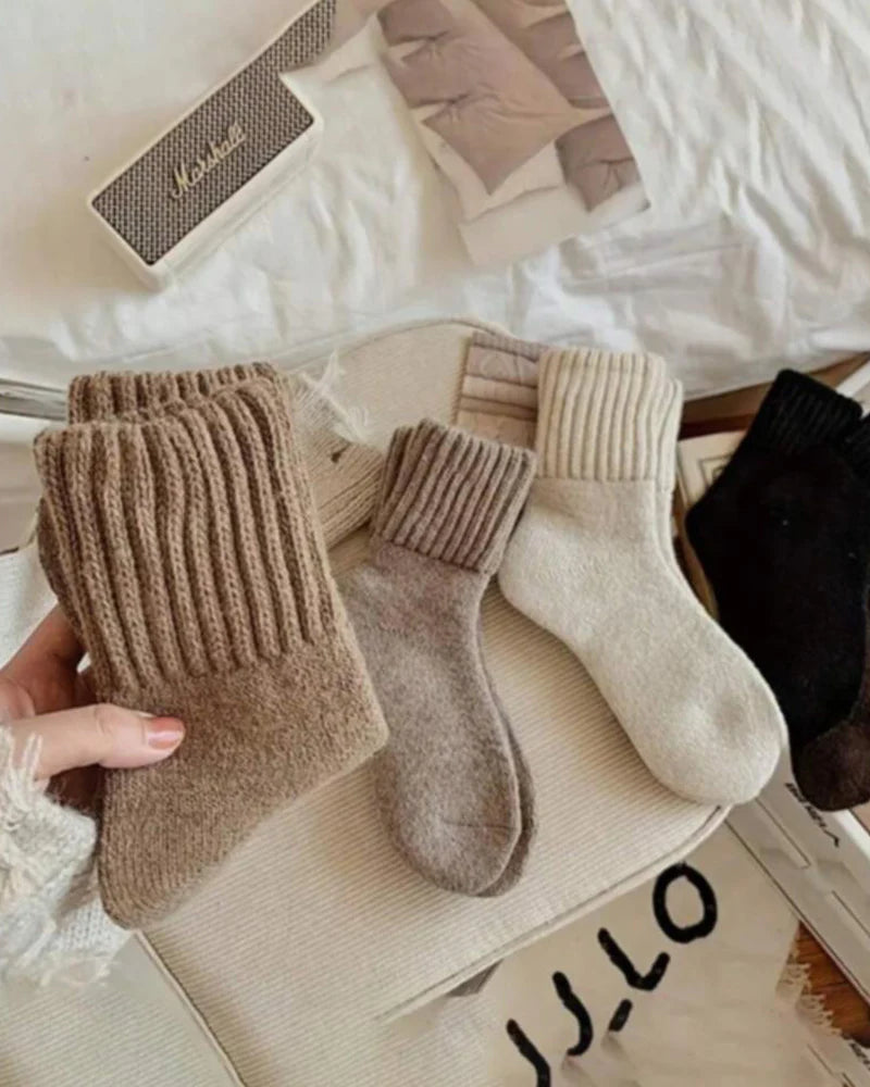 Ribbed Fleece-Lined Crew Socks — Warm, Cozy & Anti-Slip Sculpté